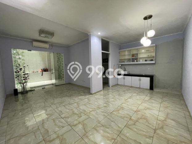 Rumah Mewah Dijual LT 164m2 di Serpong, Tangerang Selatan Rumah Mewah Dijual LT 164m2 di Serpong, Tangerang Selatan