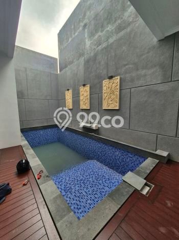 Ready to Use! Premium House LT 234m2 Desain Elegan di BSD Ready to Use! Premium House LT 234m2 Desain Elegan di BSD