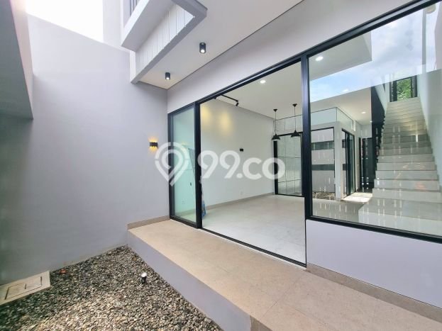 Jual Rumah Eksklusif 3 KT di BSD Griya Loka, Tangerang Jual Rumah Eksklusif 3 KT di BSD Griya Loka, Tangerang