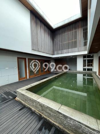 Rumah Luxury Modern Siap Huni di Pondok Indah Jakarta Selatan Rumah Luxury Modern Siap Huni di Pondok Indah Jakarta Selatan