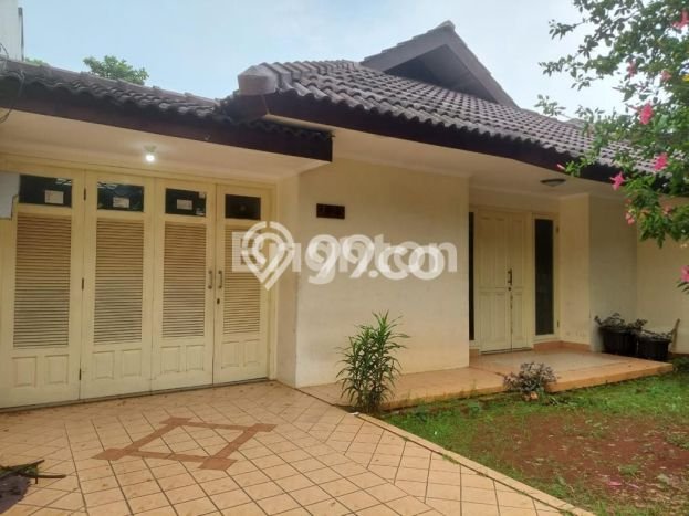 Ready to Use! Premium House LT 250m2 Desain Modern di Lebak Bulus Ready to Use! Premium House LT 250m2 Desain Modern di Lebak Bulus