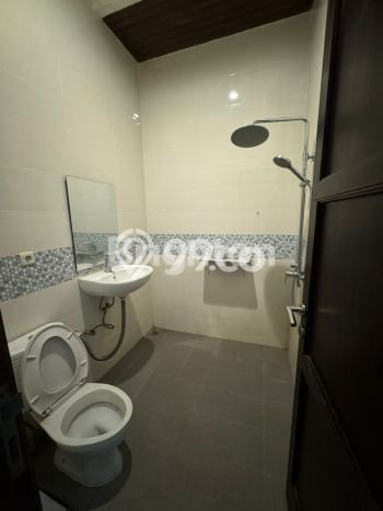 Rumah Disewakan Depok LT 200m2 LB 288m2 Kawasan Margonda Rumah Disewakan Depok LT 200m2 LB 288m2 Kawasan Margonda