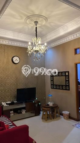 Jual Rumah Luas Megah Dengan View Cantik di Margonda, Depok Jual Rumah Luas Megah Dengan View Cantik di Margonda, Depok