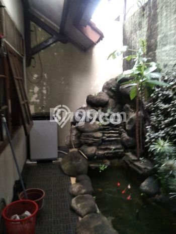 Komersial Bagus Dijual LB 233m2 Lokasi Strategis Depok Area Cocok untuk Berbisnis Komersial Bagus Dijual LB 233m2 Lokasi Strategis Depok Area Cocok untuk Berbisnis
