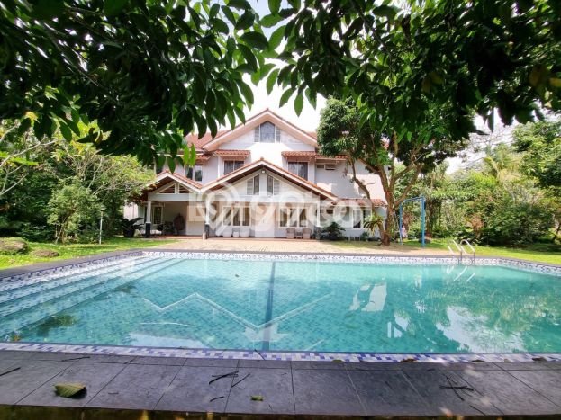 Ready to Use! Premium House LT 2000m2 Desain Elegan di Margonda Ready to Use! Premium House LT 2000m2 Desain Elegan di Margonda