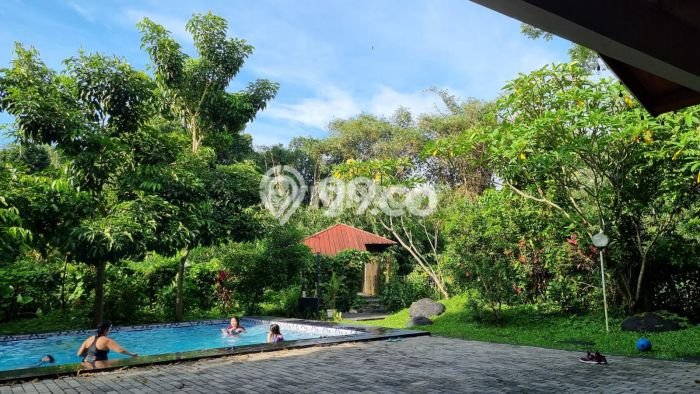 Rumah Elit LB 1000m2 Siap Pakai Desain Elegan di Margonda, Depok Rumah Elit LB 1000m2 Siap Pakai Desain Elegan di Margonda, Depok