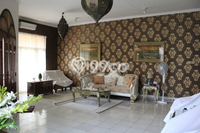 Hunian Eksklusif Siap Huni LT 755m2 di Ciputat Timur, Tangerang Selatan Hunian Eksklusif Siap Huni LT 755m2 di Ciputat Timur, Tangerang Selatan