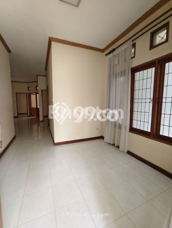 Disewakan Rumah Murah di Sukmajaya Depok dengan 3 KT Disewakan Rumah Murah di Sukmajaya Depok dengan 3 KT
