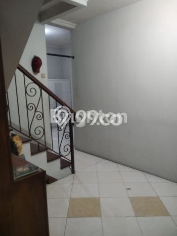 Untuk Dijual! Komersial di Margonda Depok LT 235m2 / LB 233m2 Kawasan Strategis Untuk Dijual! Komersial di Margonda Depok LT 235m2 / LB 233m2 Kawasan Strategis