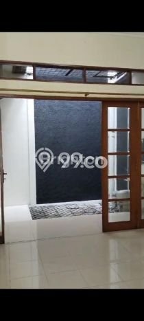 RECOMMENDED! Rumah di Margonda, 2 KT, Area Premium, Luas 105m² LB 90m² RECOMMENDED! Rumah di Margonda, 2 KT, Area Premium, Luas 105m² LB 90m²