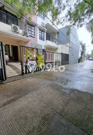 Dijual Rumah Minimalis Bagus Punya 4 KT di Kelapa Gading Jakarta Utara - Dijual Rumah Minimalis Bagus Punya 4 KT di Kelapa Gading Jakarta Utara -