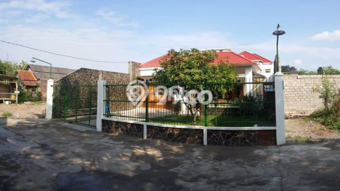 Siap Huni Rumah Mewah 4 Kamar di Banguntapan Dekat ke Mana Saja Siap Huni Rumah Mewah 4 Kamar di Banguntapan Dekat ke Mana Saja