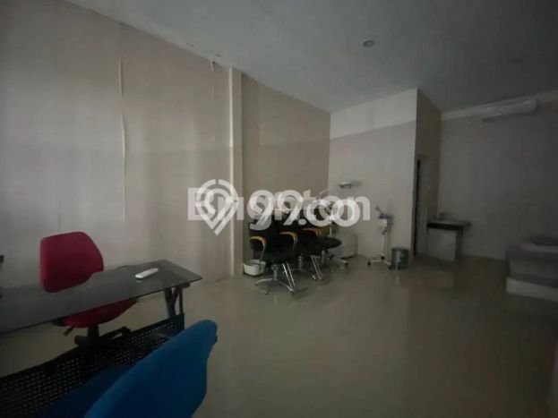 FOR SALE! Ruko di Mergangsan Yogyakarta, LT 261m2, LB 360m2 FOR SALE! Ruko di Mergangsan Yogyakarta, LT 261m2, LB 360m2