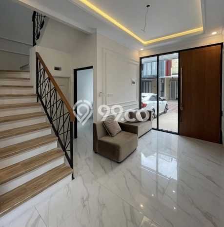Rumah Strategis Minimalis Lb 150m2 di Jagakarsa, Jakarta Selatan Rumah Strategis Minimalis Lb 150m2 di Jagakarsa, Jakarta Selatan