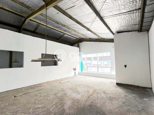 Gudang Siap Pakai Kawasan Pulo Gadung, Luas 612m², Lokasi Komersial, Jalan Bagus Gudang Siap Pakai Kawasan Pulo Gadung, Luas 612m², Lokasi Komersial, Jalan Bagus