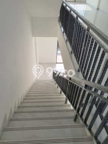 Unit Komersial Disewakan di Jakarta Utara Area Strategis Harga Kompetitif Unit Komersial Disewakan di Jakarta Utara Area Strategis Harga Kompetitif