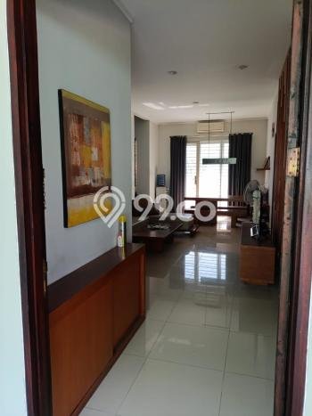 For Sale! Luxury House LT 200m2 Desain Elegan di Modernland For Sale! Luxury House LT 200m2 Desain Elegan di Modernland