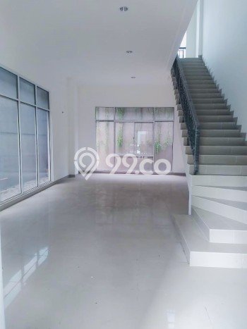 Untuk Dijual! Ruko di Pantai Indah Kapuk 2 Jakarta Utara LT 67m2 / LB 150m2 Kawasan Strategis Untuk Dijual! Ruko di Pantai Indah Kapuk 2 Jakarta Utara LT 67m2 / LB 150m2 Kawasan Strategis