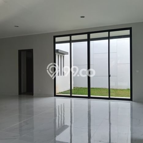 Ready to Use! Premium House LT 260m2 Desain Elegan di Pantai Indah Kapuk 2 Ready to Use! Premium House LT 260m2 Desain Elegan di Pantai Indah Kapuk 2