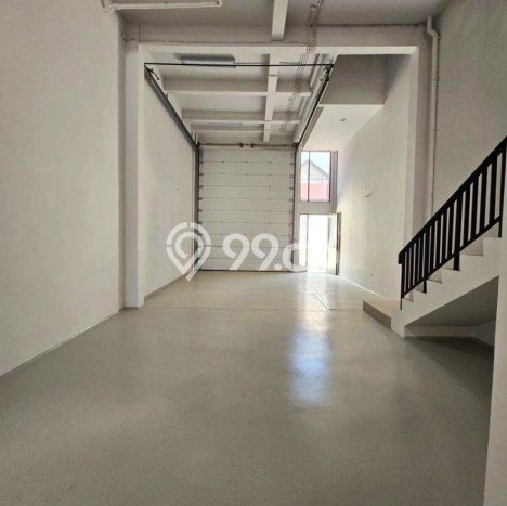 Gudang Lokasi Strategis Kawasan , Luas 144m2m², Ready Bisnis Gudang Lokasi Strategis Kawasan , Luas 144m2m², Ready Bisnis