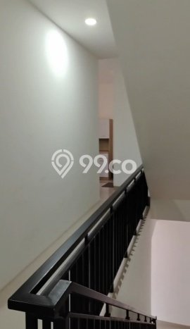 AREA KOMERSIAL! Ruko Kawasan , Luas 210m2m², Jalan Raya AREA KOMERSIAL! Ruko Kawasan , Luas 210m2m², Jalan Raya