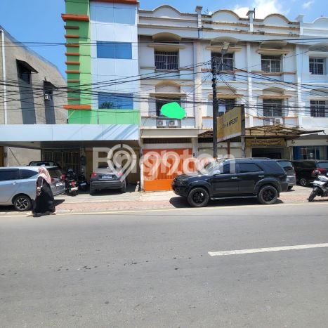 Ruko Strategis Kawasan , Luas 270m2m², Lokasi Komersial, Dekat Makassar, Makassar Ruko Strategis Kawasan , Luas 270m2m², Lokasi Komersial, Dekat Makassar, Makassar