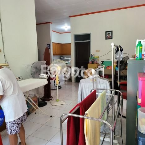 Rumah Strategis Modern Lb 220m2 di Somba Opu, Gowa Rumah Strategis Modern Lb 220m2 di Somba Opu, Gowa