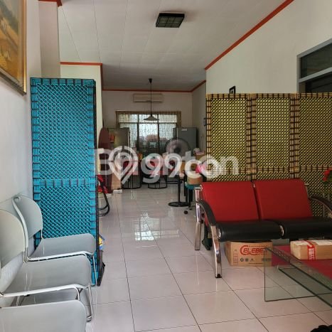 Rumah Strategis Modern Lb 220m2 di Somba Opu, Gowa Rumah Strategis Modern Lb 220m2 di Somba Opu, Gowa