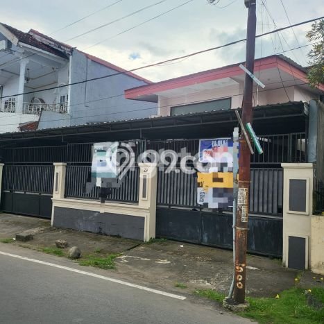 PROMO SPESIAL! Rumah Siap Huni di Mamajang, Luas 276m2m² Bangunan 250m2m² PROMO SPESIAL! Rumah Siap Huni di Mamajang, Luas 276m2m² Bangunan 250m2m²