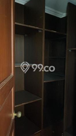 Hunian Apartemen High-Class untuk Dijual di Surabaya dengan 3 BR & 2 Kamar Mandi Hunian Apartemen High-Class untuk Dijual di Surabaya dengan 3 BR & 2 Kamar Mandi