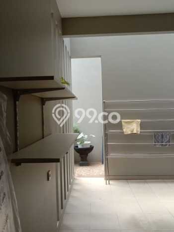 Rumah sewa siap huni 4 Kamar Tidur di Bukit Sari, Semarang Rumah sewa siap huni 4 Kamar Tidur di Bukit Sari, Semarang