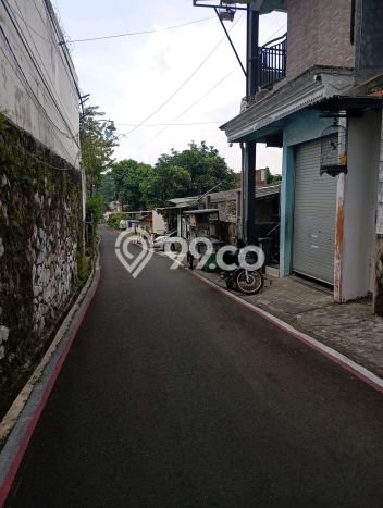 Rumah Bagus Siap Pakai Di Gajah Mungkur Luas 220m2 Aman Rumah Bagus Siap Pakai Di Gajah Mungkur Luas 220m2 Aman