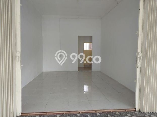 Lokasi terbaik! Rumah siap huni disewakan di Semarang Timur LB 240m2 Lokasi terbaik! Rumah siap huni disewakan di Semarang Timur LB 240m2
