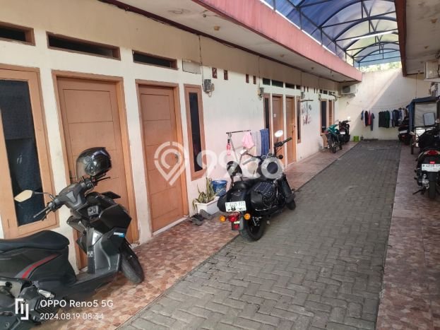 FOR SALE! Komersial di Jagakarsa Jakarta Selatan, LT 300m2, LB 200m2 FOR SALE! Komersial di Jagakarsa Jakarta Selatan, LT 300m2, LB 200m2
