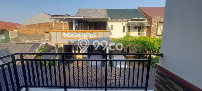 Siap Huni Rumah Mewah 4 Kamar di Kramat Jati Dekat ke Mana Pun Siap Huni Rumah Mewah 4 Kamar di Kramat Jati Dekat ke Mana Pun