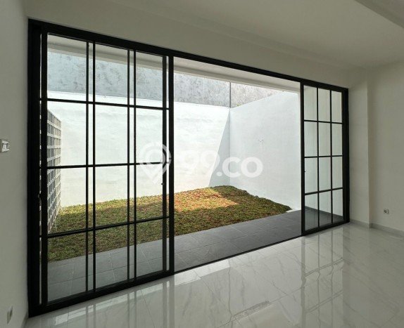 Rumah Luxury Modern Tanpa Renovasi di Bintaro Tangerang Selatan Rumah Luxury Modern Tanpa Renovasi di Bintaro Tangerang Selatan