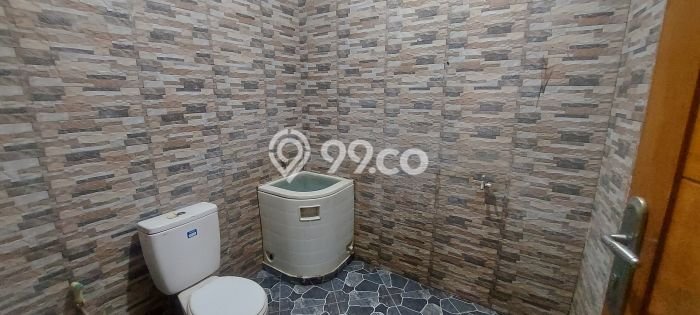 Siap Huni Rumah Mewah 4 Kamar di Kramat Jati Dekat ke Mana Pun Siap Huni Rumah Mewah 4 Kamar di Kramat Jati Dekat ke Mana Pun