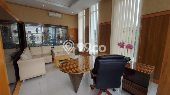 Disewakan Kantor di Pusat Kota Jakarta Selatan Ramai Strategis Disewakan Kantor di Pusat Kota Jakarta Selatan Ramai Strategis