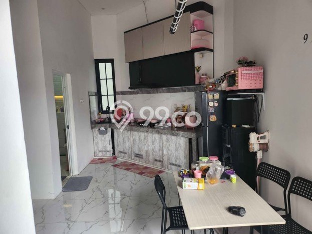 For Sale Rumah 4 Kamar Lokasi Ideal Nyaman dan Strategis di Jatinegara For Sale Rumah 4 Kamar Lokasi Ideal Nyaman dan Strategis di Jatinegara