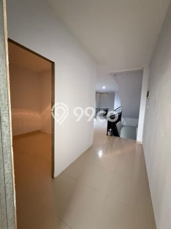 Lokasi Strategis! Dijual Ruko Bisnis di Cengkareng, Jakarta Barat Kondisi Bagus Lokasi Strategis! Dijual Ruko Bisnis di Cengkareng, Jakarta Barat Kondisi Bagus