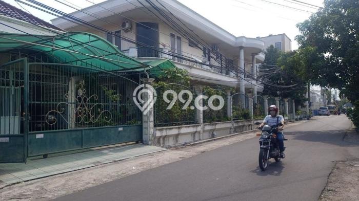 Siap Huni Rumah Mewah 9 Kamar di Rajeg Dekat ke Mana Saja Siap Huni Rumah Mewah 9 Kamar di Rajeg Dekat ke Mana Saja