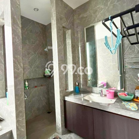 Rumah Mewah LB 980m2 Siap Huni Desain Elegan di Kalideres, Jakarta Barat Rumah Mewah LB 980m2 Siap Huni Desain Elegan di Kalideres, Jakarta Barat