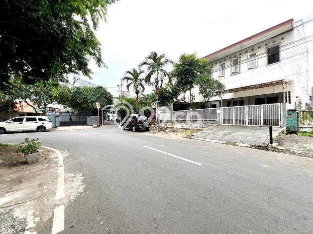 Dijual Rumah Premium dengan Fasilitas Sekitar Lengkap di Cempaka Putih, Jakarta Pusat Dijual Rumah Premium dengan Fasilitas Sekitar Lengkap di Cempaka Putih, Jakarta Pusat