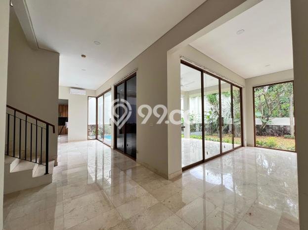 Sewa Rumah Strategis LT 500m2 / LB 450m2 di Pejaten Timur, Jakarta Selatan Sewa Rumah Strategis LT 500m2 / LB 450m2 di Pejaten Timur, Jakarta Selatan