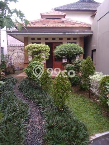 Siap Huni Rumah Mewah 4 Kamar di Duren Sawit Dekat ke Mana Pun Siap Huni Rumah Mewah 4 Kamar di Duren Sawit Dekat ke Mana Pun