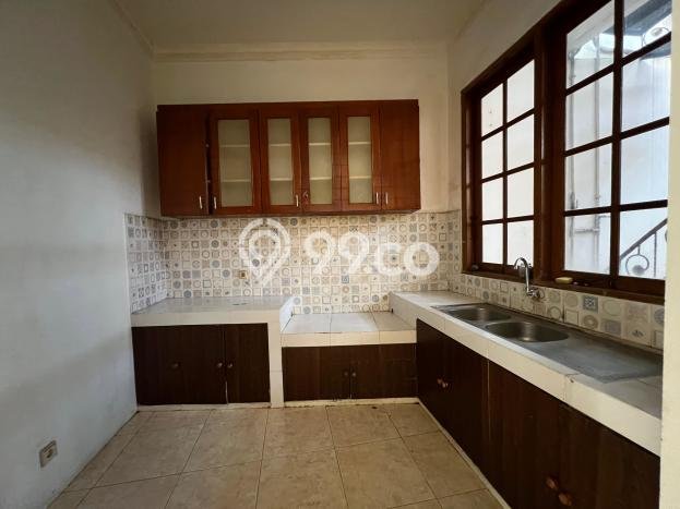 Rumah sewa siap pakai 3 Kamar Tidur di Tanjung Barat, Jakarta Selatan Rumah sewa siap pakai 3 Kamar Tidur di Tanjung Barat, Jakarta Selatan