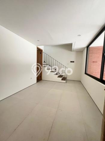 Rumah Sewa Jakarta Selatan LT 84m2 LB 200m2 Area Antasari Rumah Sewa Jakarta Selatan LT 84m2 LB 200m2 Area Antasari
