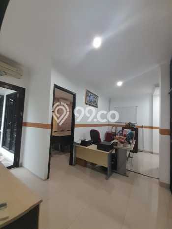 AREA PROSPEKTIF! Ruko di Pondok Kopi, Luas 744m², Area Strategis AREA PROSPEKTIF! Ruko di Pondok Kopi, Luas 744m², Area Strategis