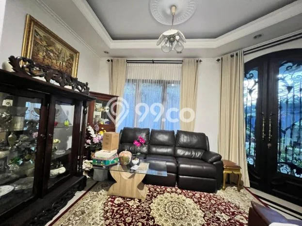 Rumah Mewah LB 350m2 Siap Huni Desain Elegan di Pejaten, Jakarta Selatan Rumah Mewah LB 350m2 Siap Huni Desain Elegan di Pejaten, Jakarta Selatan