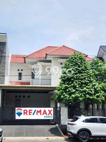 Rumah Elit Modern Tanpa Renovasi di Kemang Pratama Bekasi Rumah Elit Modern Tanpa Renovasi di Kemang Pratama Bekasi